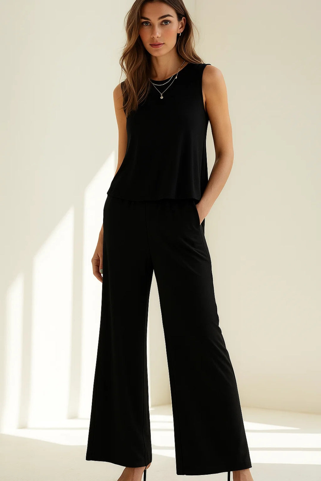 Ensemble Débardeur et Pantalon Large | Tissu Fluide | Confort Élégant