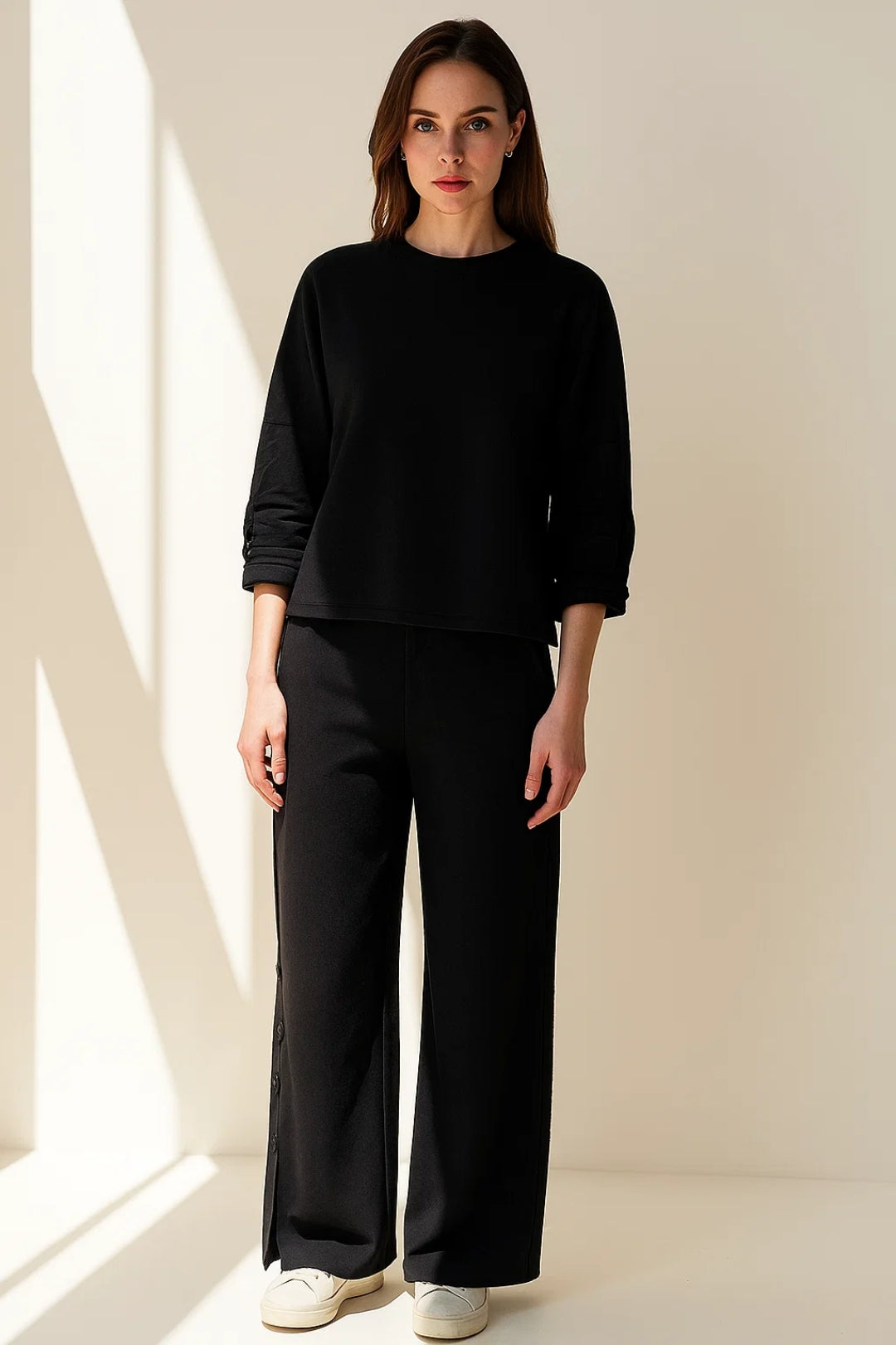 Ensemble Décontracté Deux Pièces avec Haut Ample et Pantalon à Boutons Latéraux | Confort Moderne | Noir ou Jaune Vif