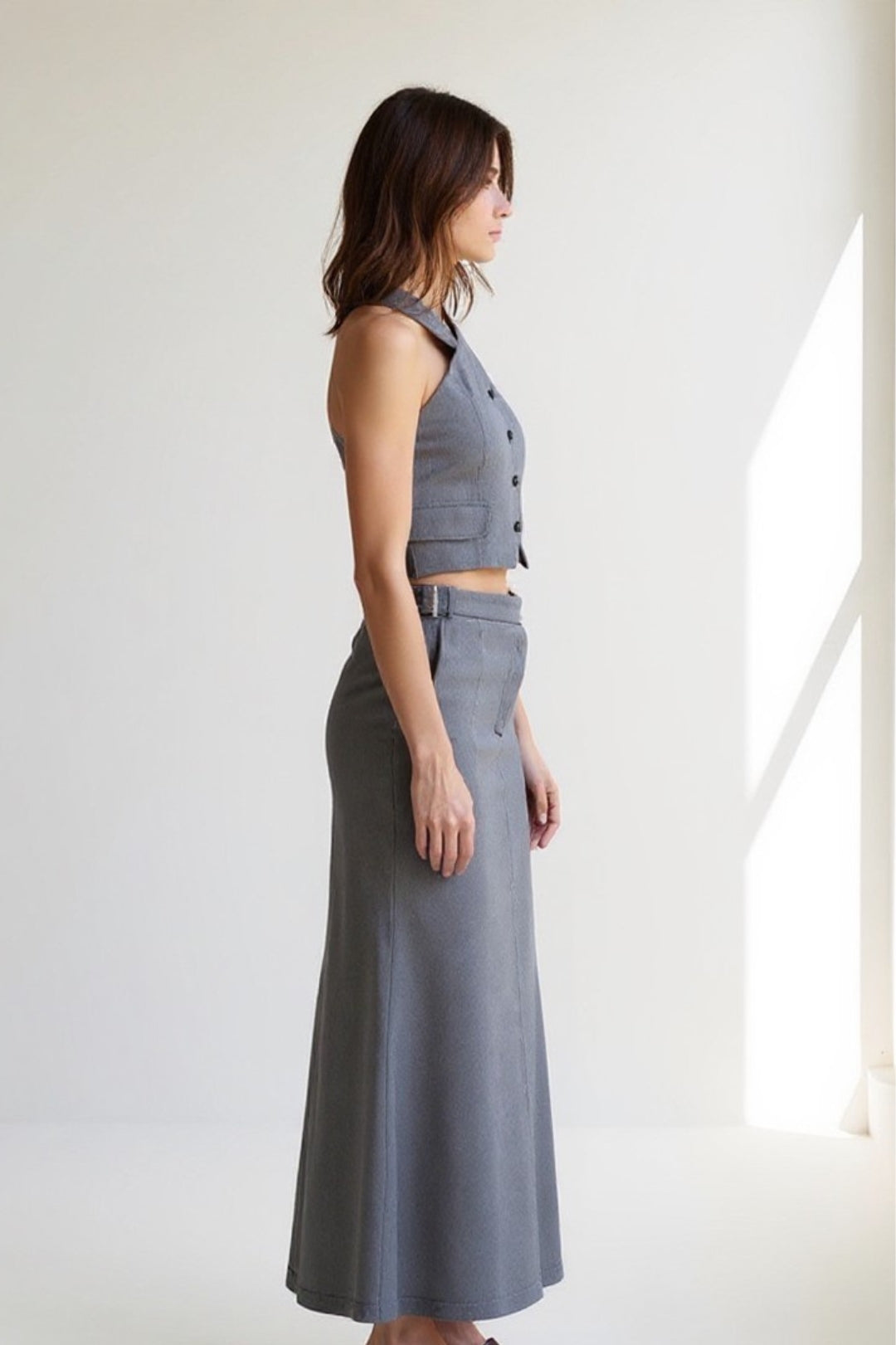 Ensemble Deux Pièces Gris | Top Croisé et Jupe Longue | Tailoring Moderne