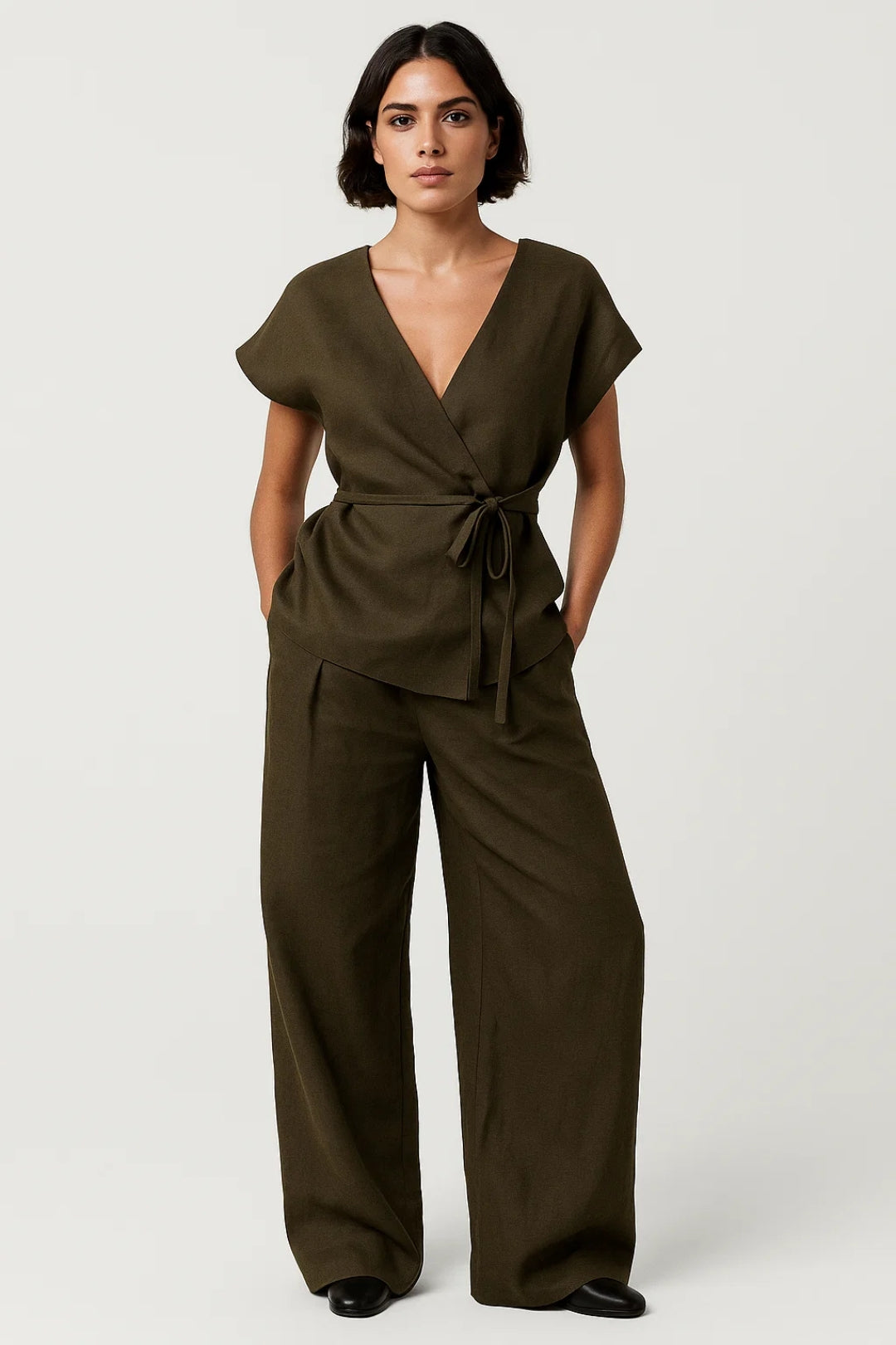 Ensemble Haut Cache-Cœur et Pantalon Large | Lin Mélangé | Élégance Décontractée
