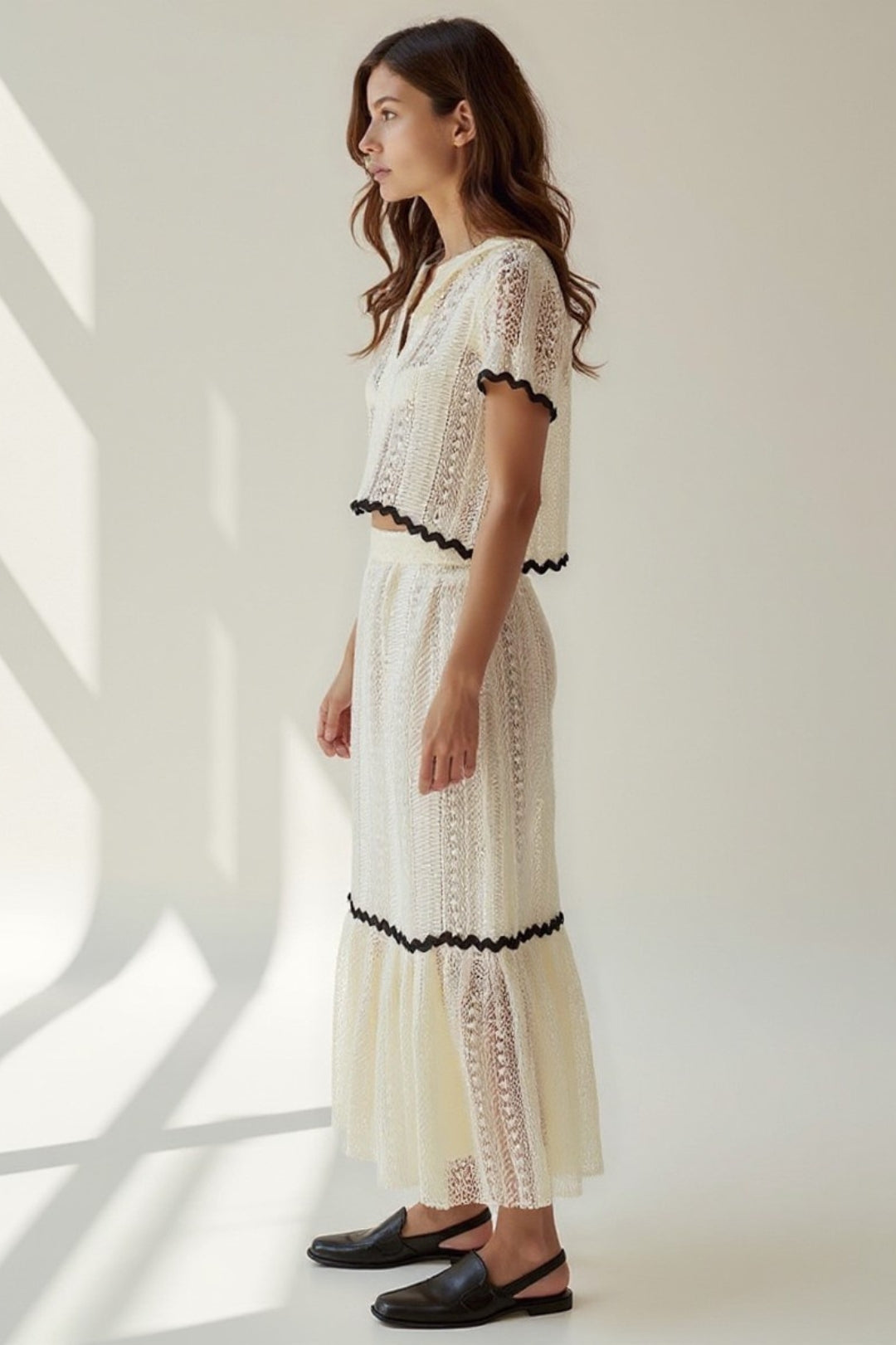 Ensemble Haut en Dentelle et Jupe Longue | Style Bohème | Élégance Aérée