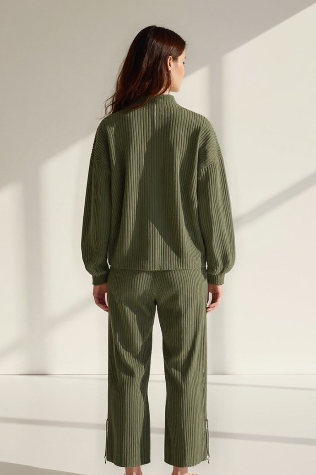 Ensemble Pantalon et Sweat Zippé en Maille Côtelée | Noir ou Vert Kaki | Décontracté et Confortable