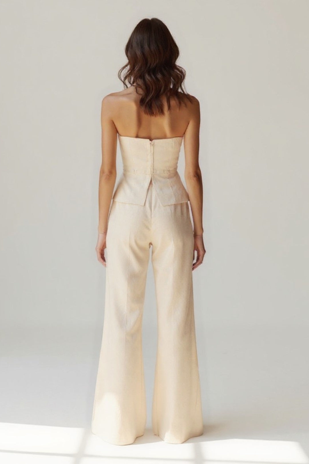 Ensemble Élégant Deux Pièces | Corsage à Bretelles & Pantalon Large | Style Raffiné