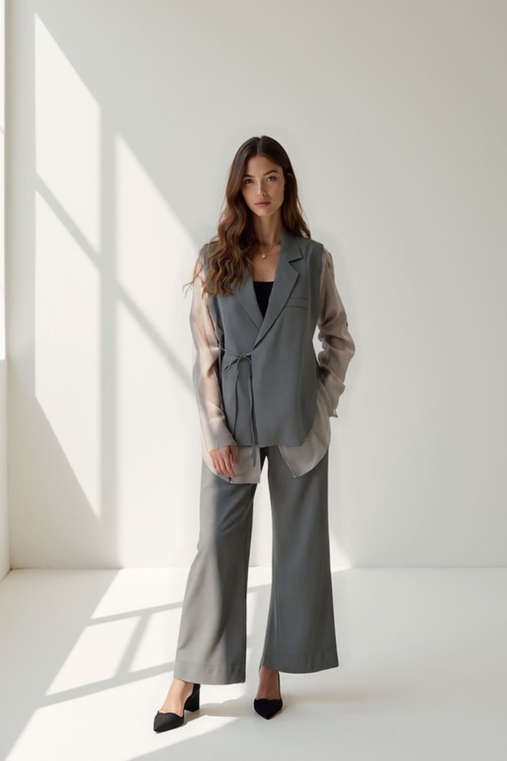 Ensemble Femme | Veste Voilée & Pantalon Large | Élégance Moderne et Fluide