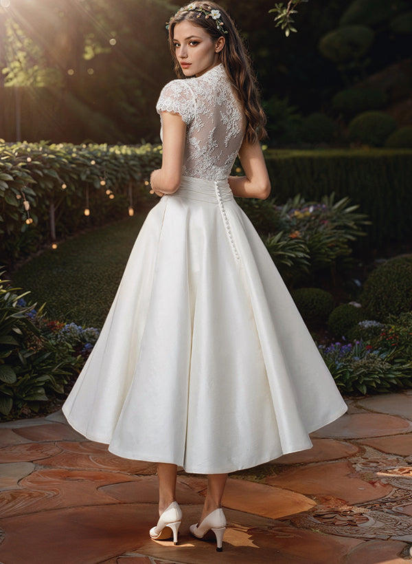 Louise - Robe Mariée Femme Romantique Jupe Évasée et Col V en Dentelle
