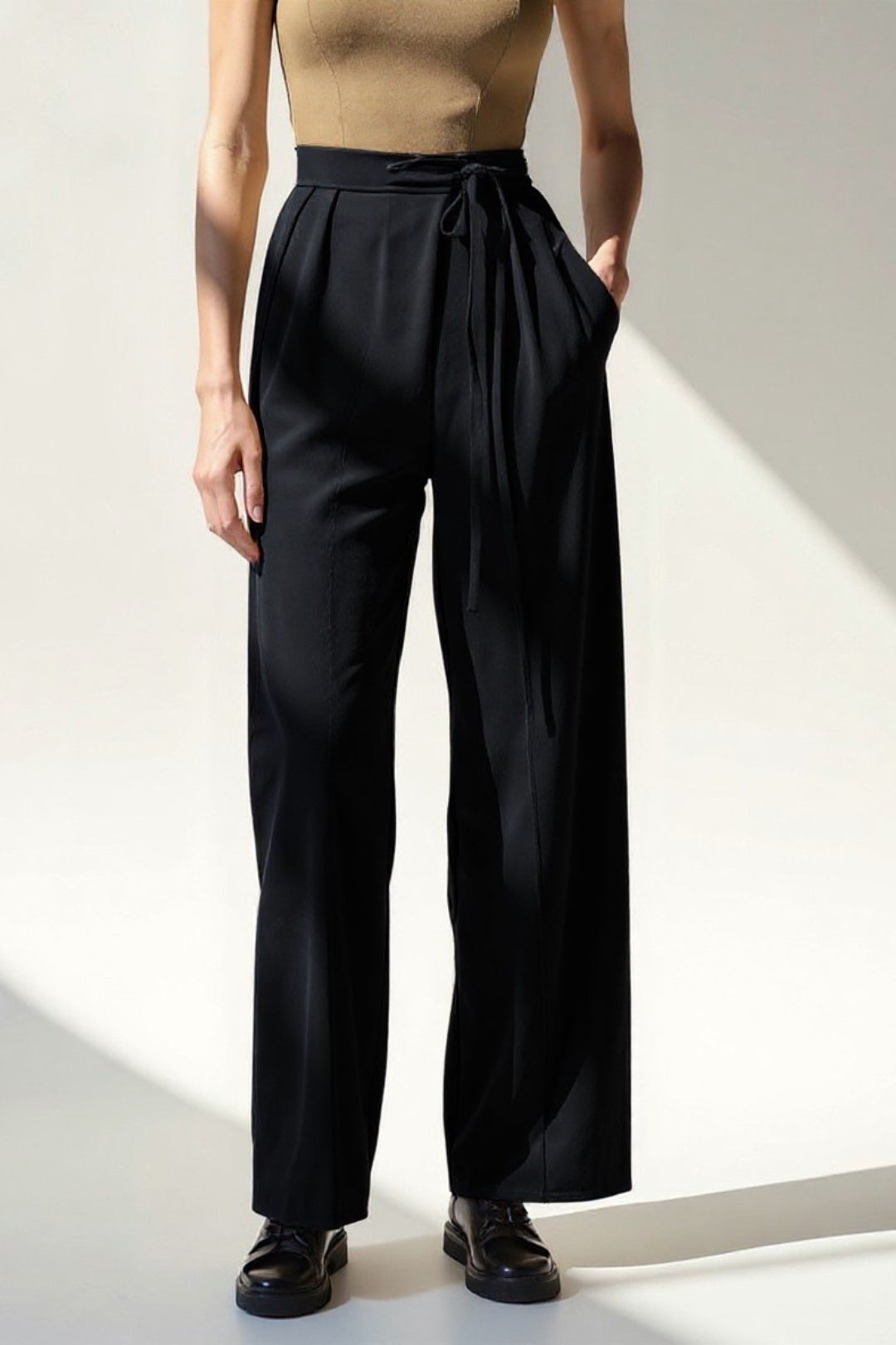 Pantalon Taille Haute Ceinturé | Noir, Beige & Blanc | Élégance Décontractée