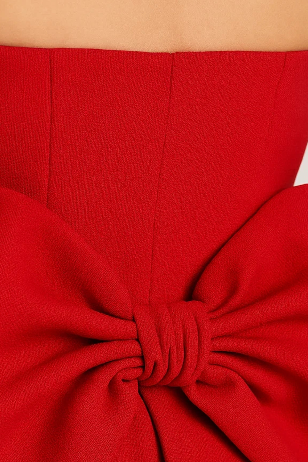 Robe Courte Sans Bretelles | Noeud Dos | Rouge Élégant