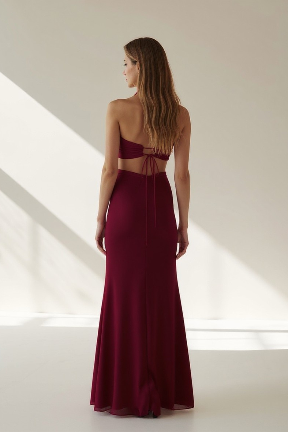 Robe Longue Femme | Coupe Sirène Élégante | Dos Dégagé