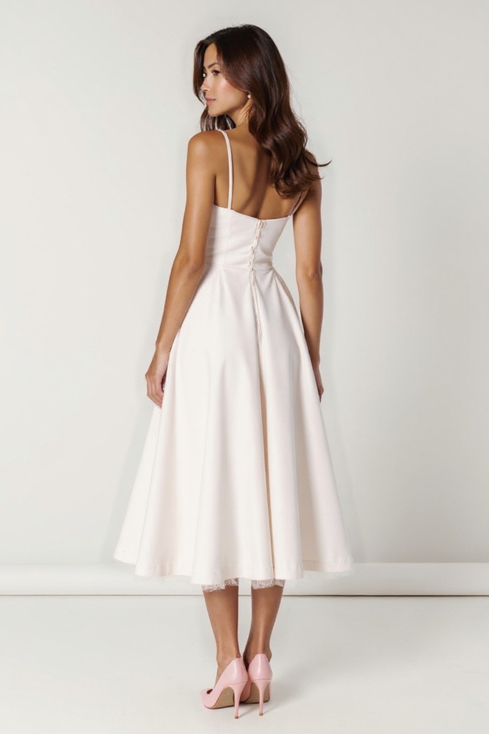 Robe Midi Femme | Coupe Évasée Élégante | Bretelles Fines