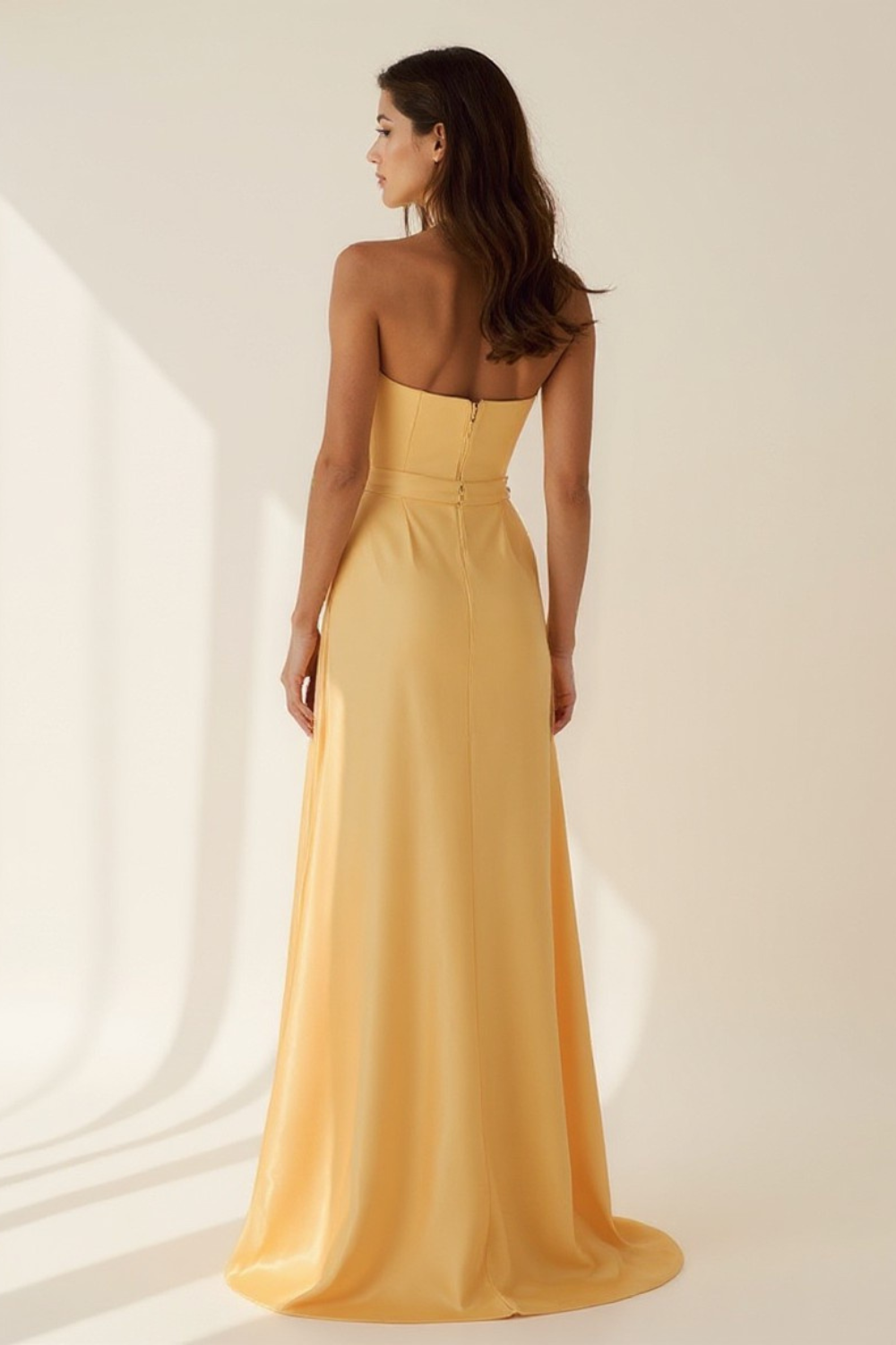 Robe de Soirée Femme | Éclat Satiné | Taille Cintrée Élégante