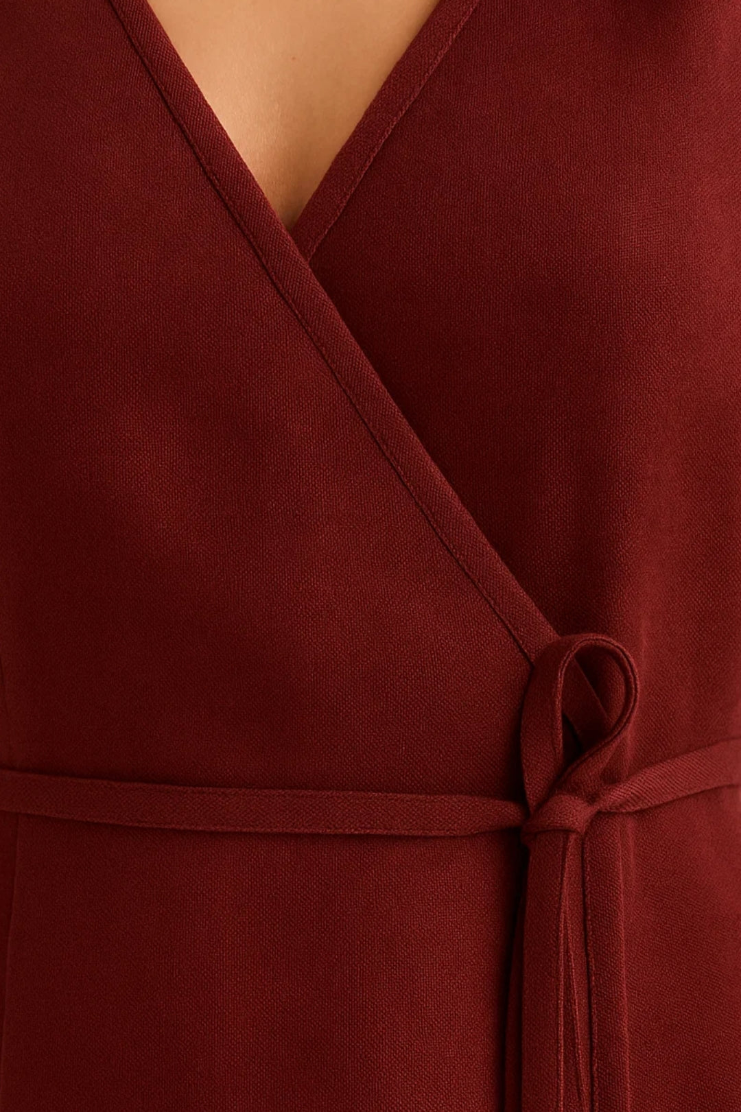 Robe portefeuille mi-longue | Robe élégante sans manches | Légère et respirante