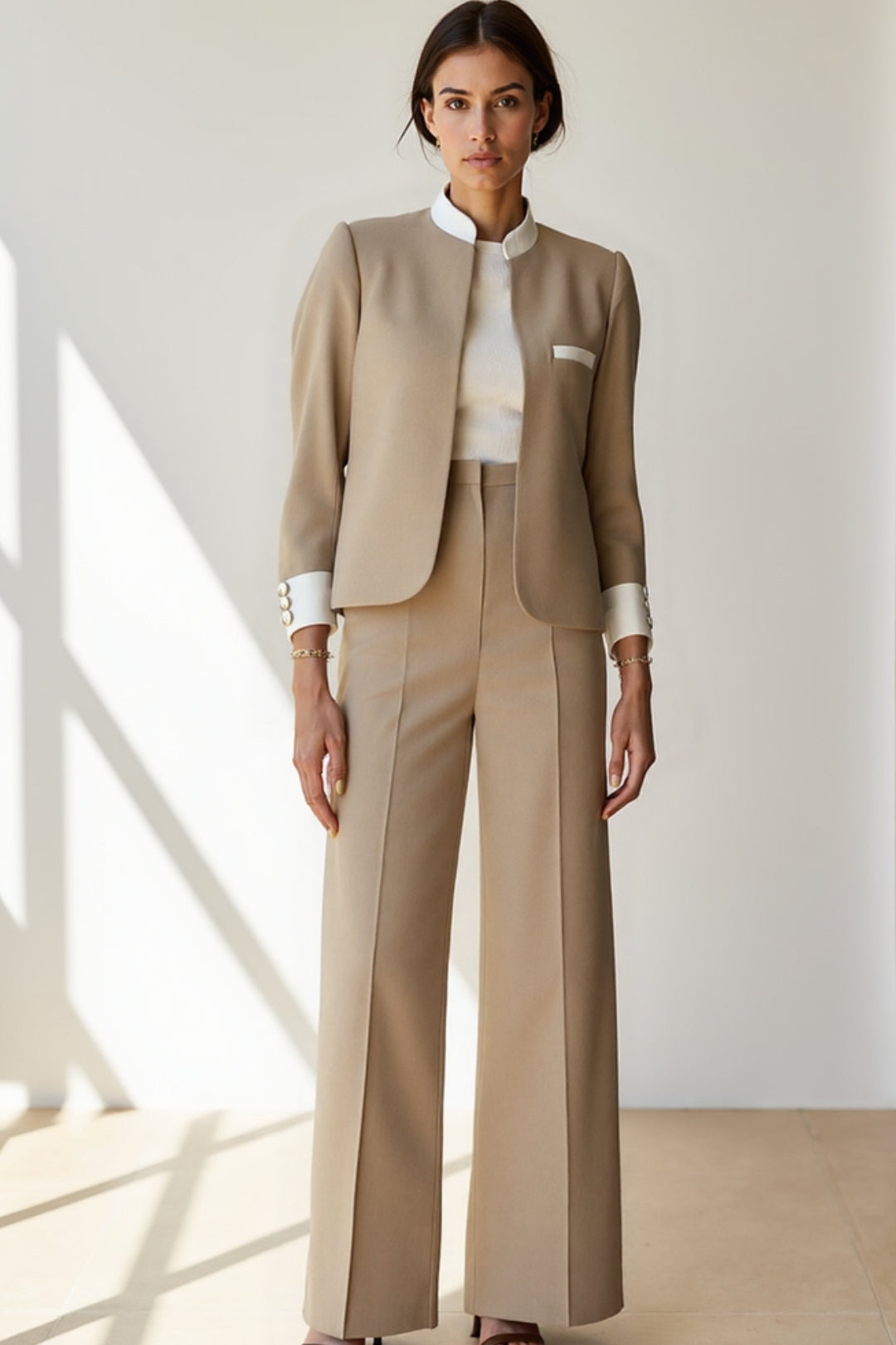 Veste Blazer Femme | Élégante et Structurée | Beige à Détails Blancs