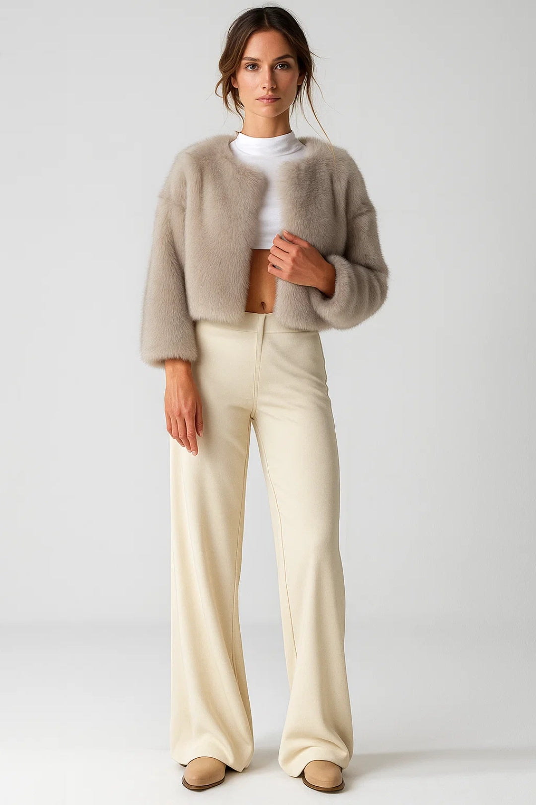Manteau Court en Fausse Fourrure | Élégant et Douillet | Style Moderne