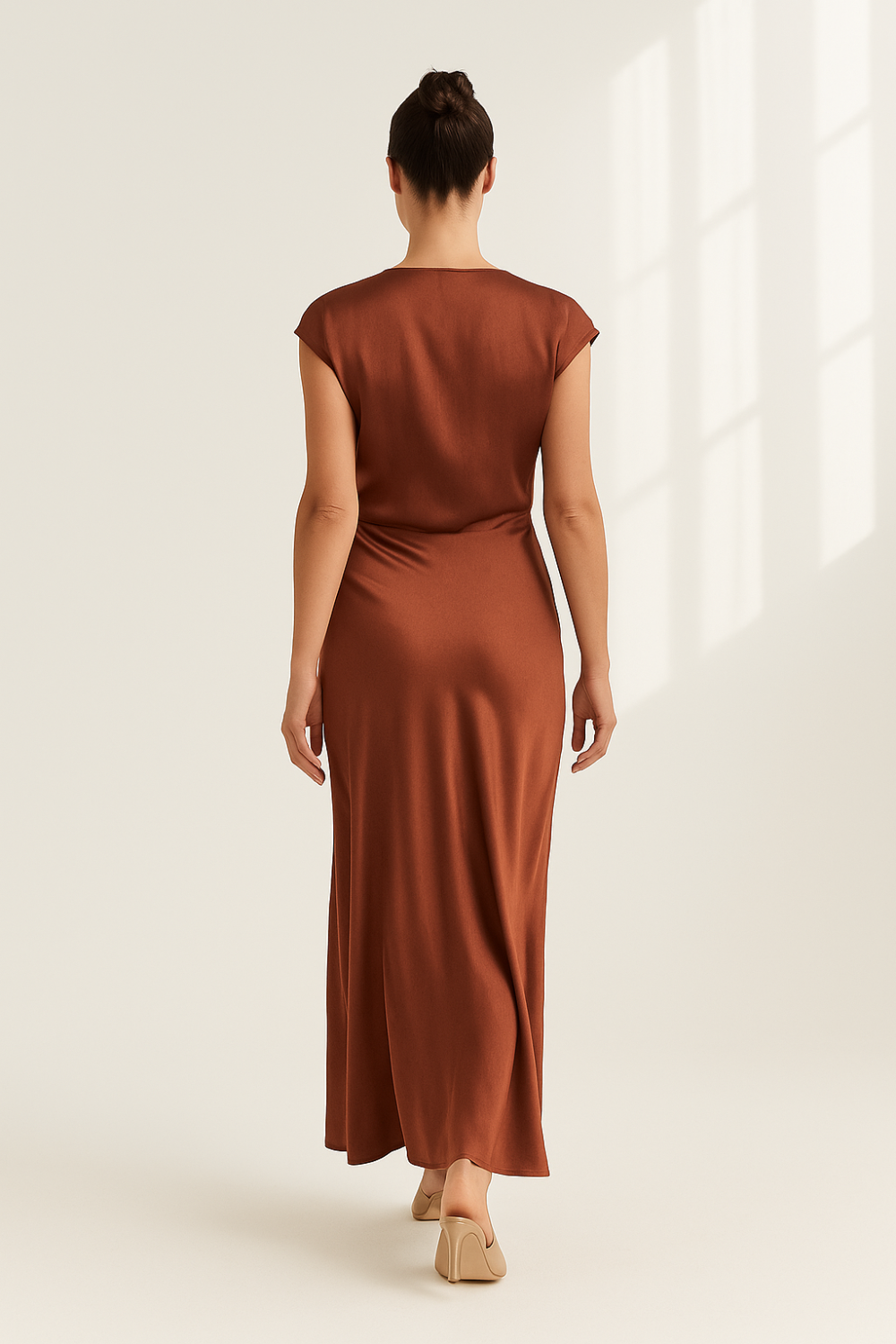 Robe Longue Femme | Finition Satinée Élégante | Taille Empire Flatteuse