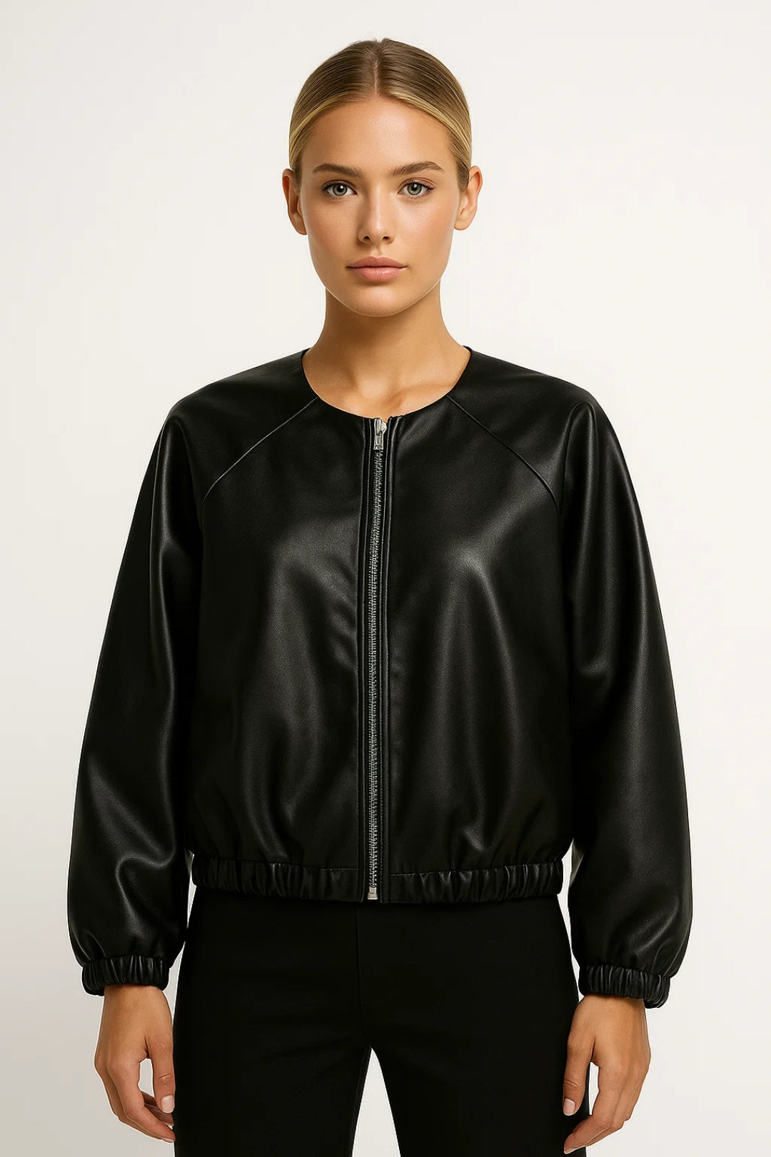 Blouson Zippé Minimaliste | Veste courte pour femme | Moderne et Polyvalente