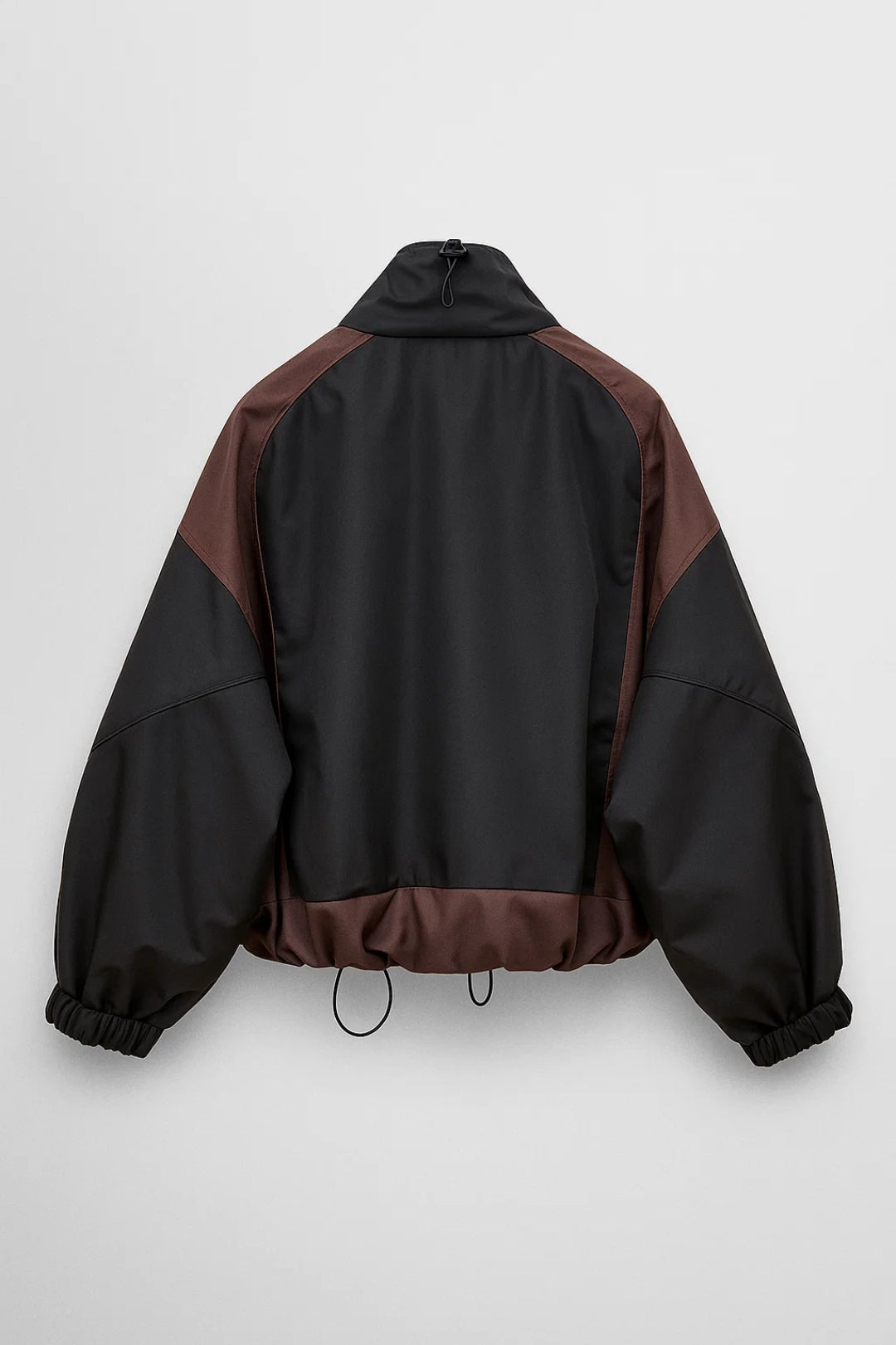 Blouson court bicolore | Veste zippée pour femme | Look décontracté et contemporain