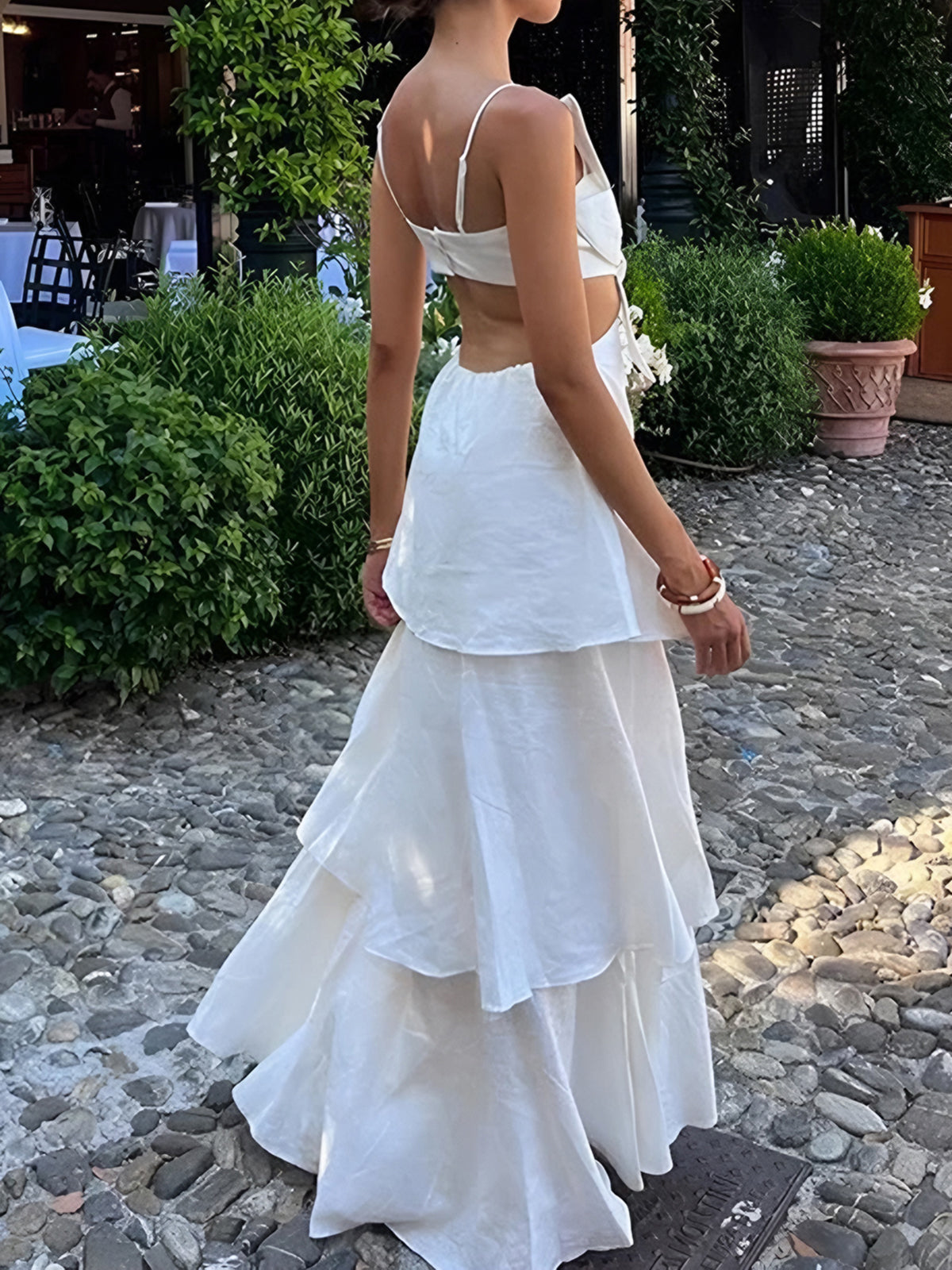 Céline - Robe de Soirée Longue Femme Romantique avec Fines Bretelles et Nœud sur le Buste