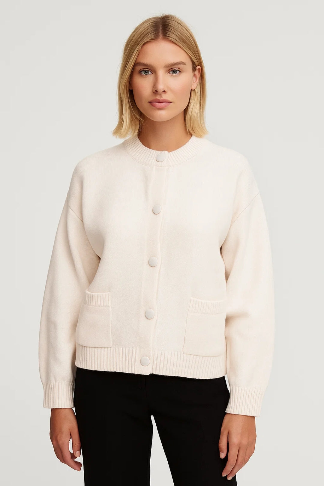 Cardigan Minimaliste | Gilet Femme | Doux et Élégant