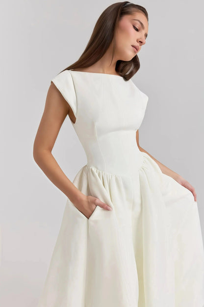 Chloé - Robe Invitée Mariage Simple Femme Élégante Midi à Col Bateau et Jupe Évasée