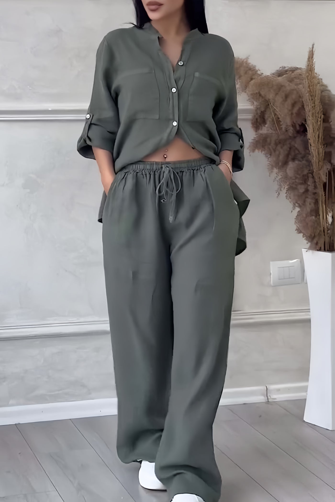 Juliette - Ensemble en Lin Femme Tendance avec Crop Top Boutonné et Pantalon Large
