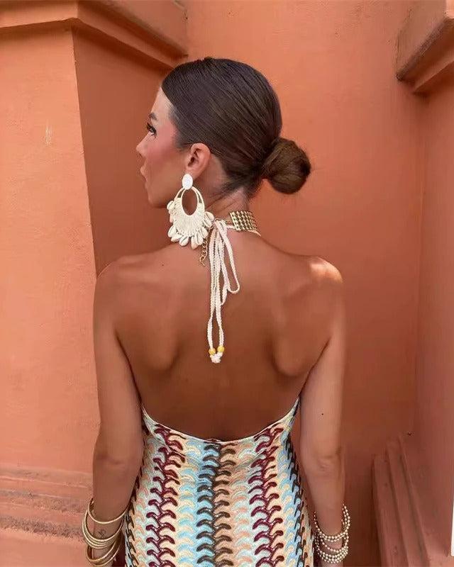 Clara - Robe Maxi Bohème Invitée Mariage Femme avec Bretelles Halter et Motif Géométrique Rayé