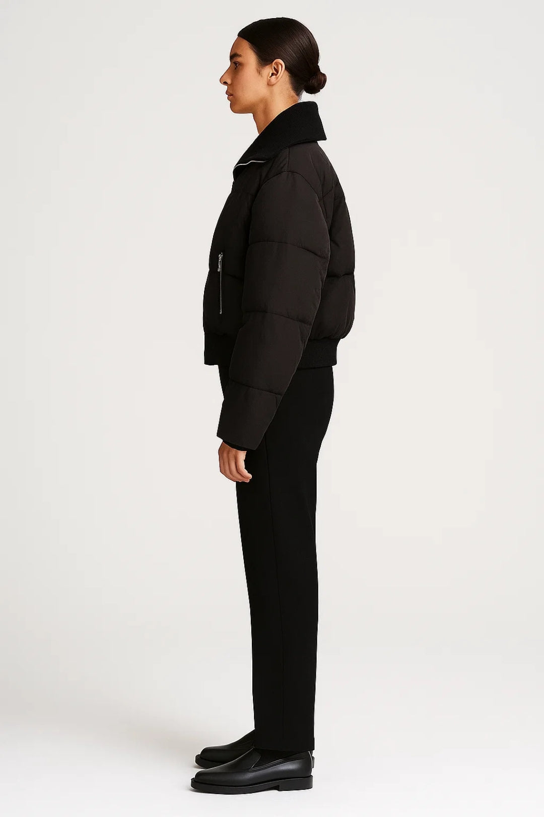 Doudoune Courte Noire Femme | Col Côtelé Haut | Minimaliste & Chaude