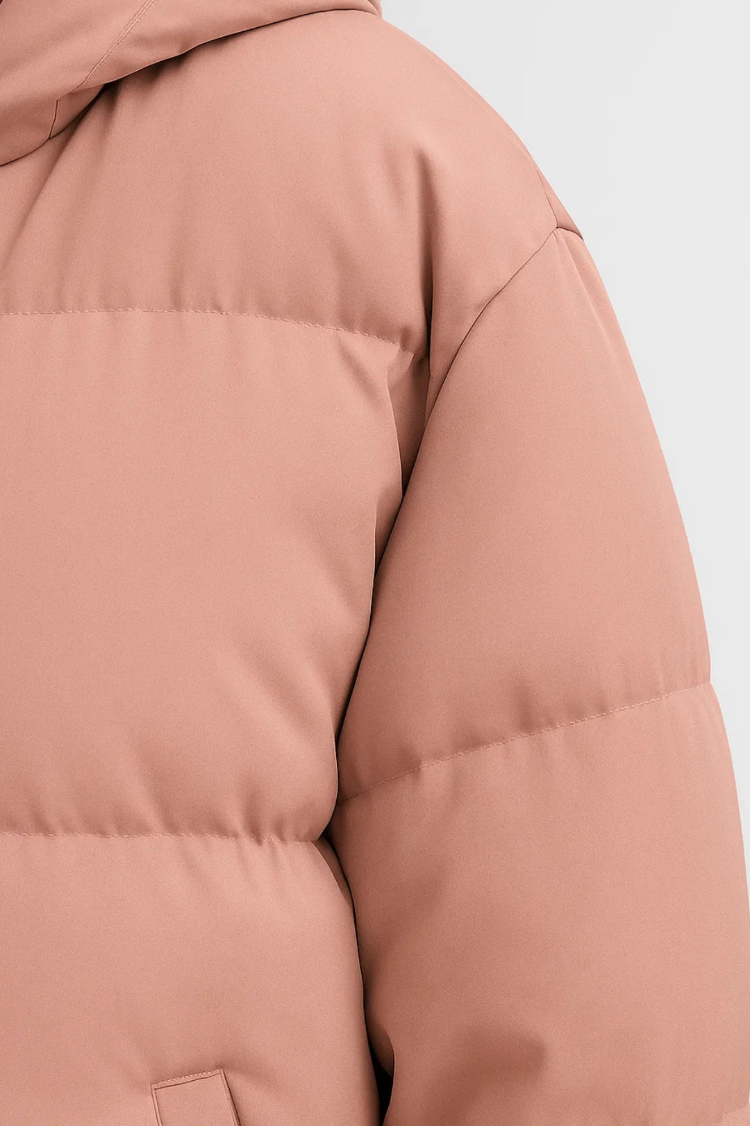 Doudoune matelassée avec capuche | Disponible en vert sauge et rose poudré