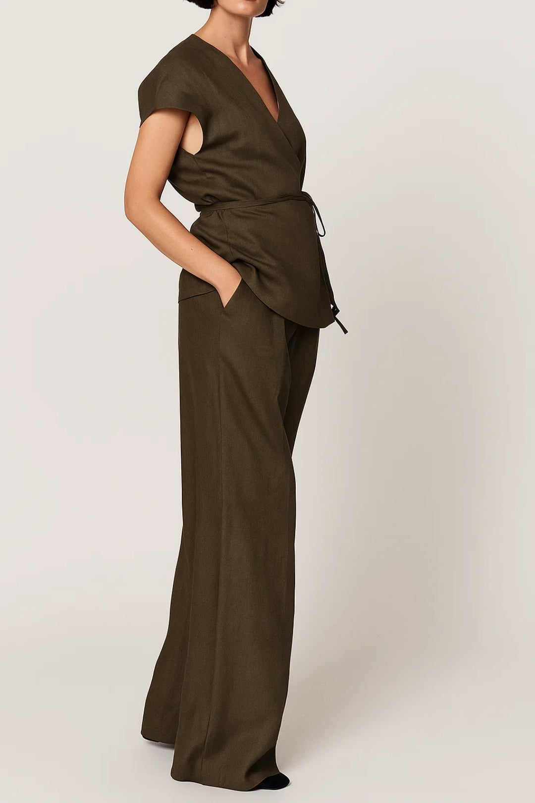 Ensemble Ceinturé Femme | Haut Cache-Cœur et Pantalon Large | Confortable et Élégant