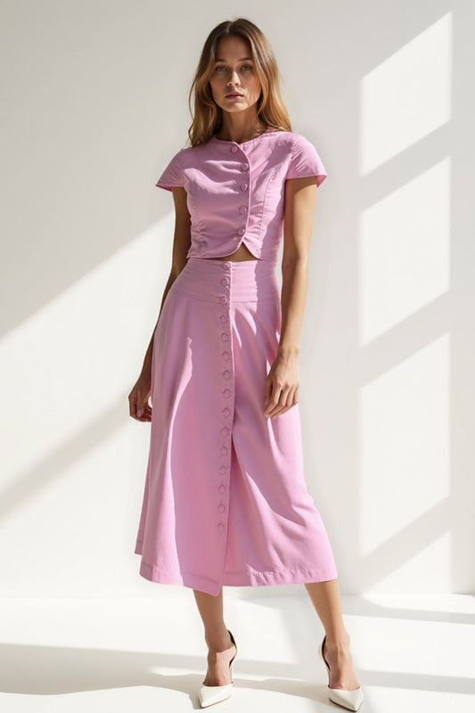Ensemble Deux Pièces Rose | Haut Boutonné et Jupe Mi-longue | Élégance Féminine
