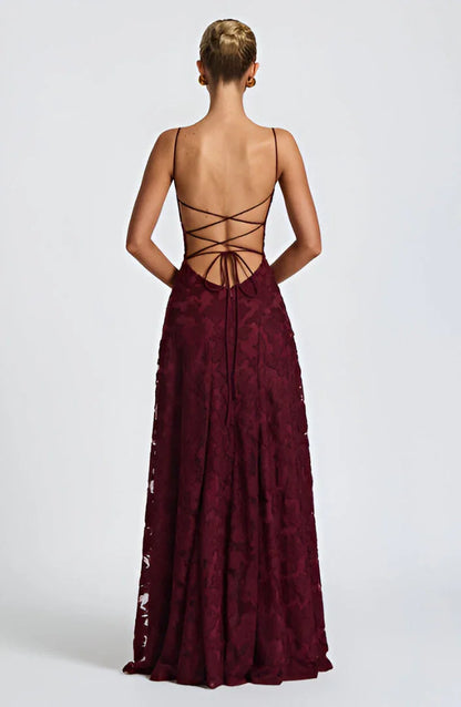 Isabelle - Robe Invitée Mariage Femme Romantique à Bretelles Fines avec Appliqués Floraux et Coupe Évasée