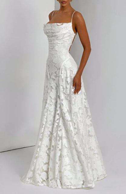 Isabelle - Robe Invitée Mariage Femme Romantique à Bretelles Fines avec Appliqués Floraux et Coupe Évasée