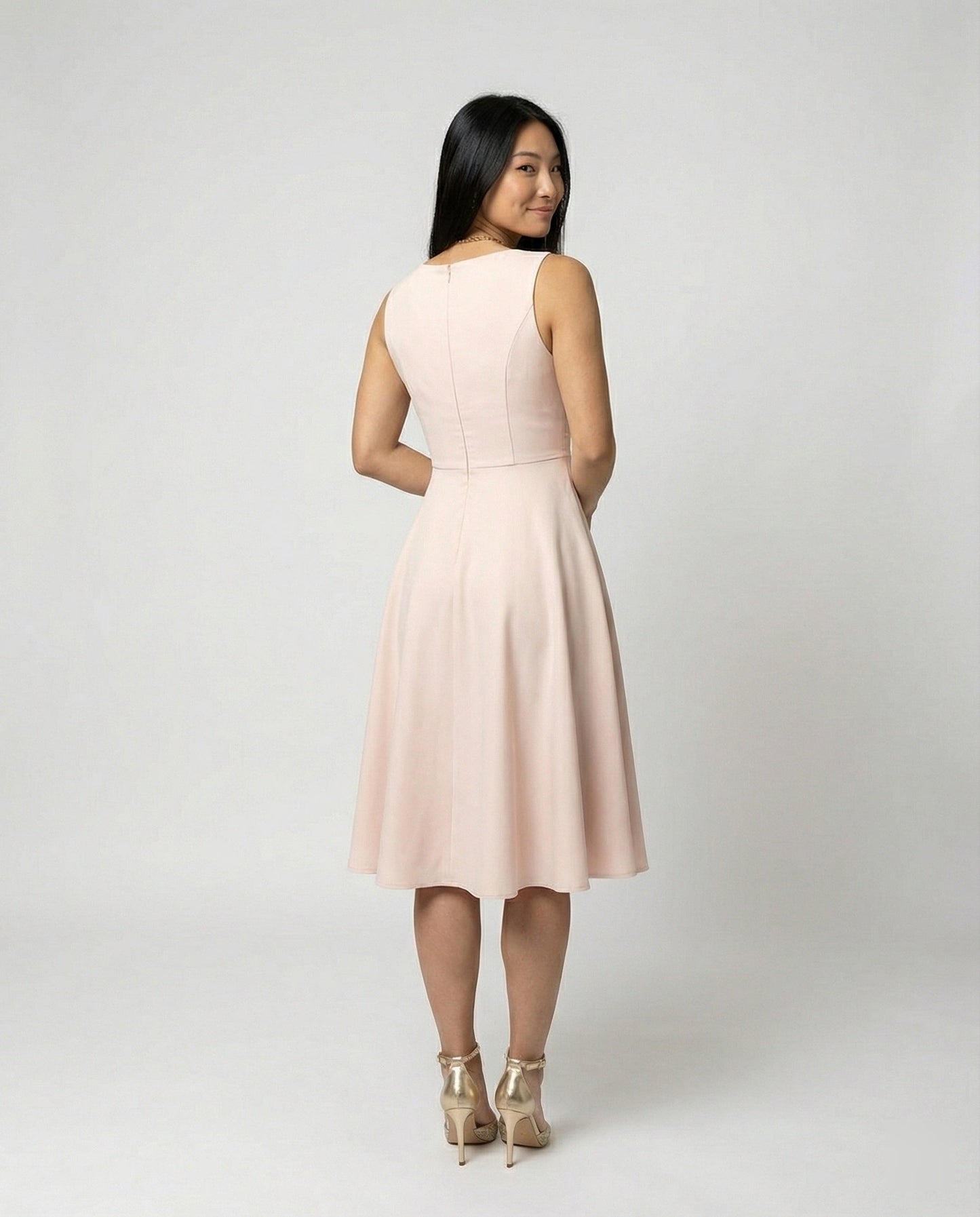 Jade - Robe Invitée Mariage Femme Élégante à Col V Croisé avec Jupe Évasée et Taille Haute