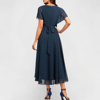 Juliette - Robe Invitée Mariage Femme Élégante Col V Voilé et Ourlet Asymétrique