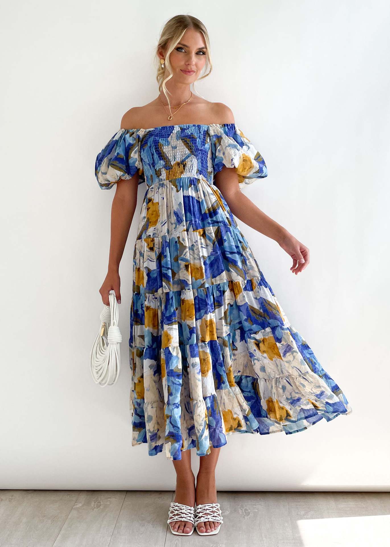 Léa - Robe Invitée Mariage Femme Chic à Épaules Dénudées et Jupe Évasée