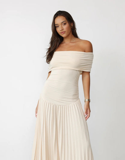 Louise - Robe Maxi Élégante Invitée Mariage Femme avec Épaules Dénudées et Jupe Plissée