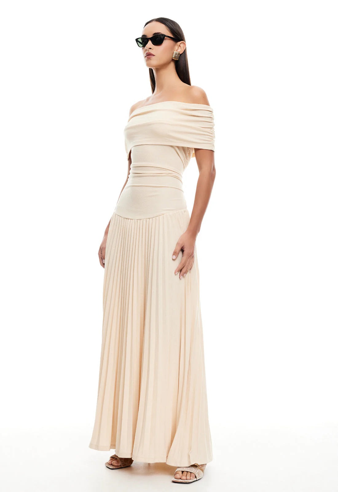 Louise - Robe Maxi Élégante Invitée Mariage Femme avec Épaules Dénudées et Jupe Plissée