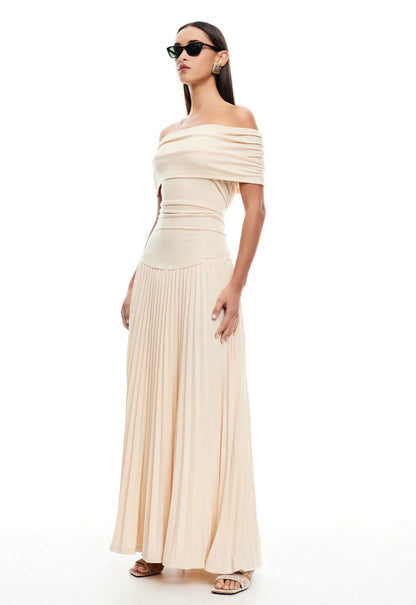 Louise - Robe Maxi Élégante Invitée Mariage Femme avec Épaules Dénudées et Jupe Plissée