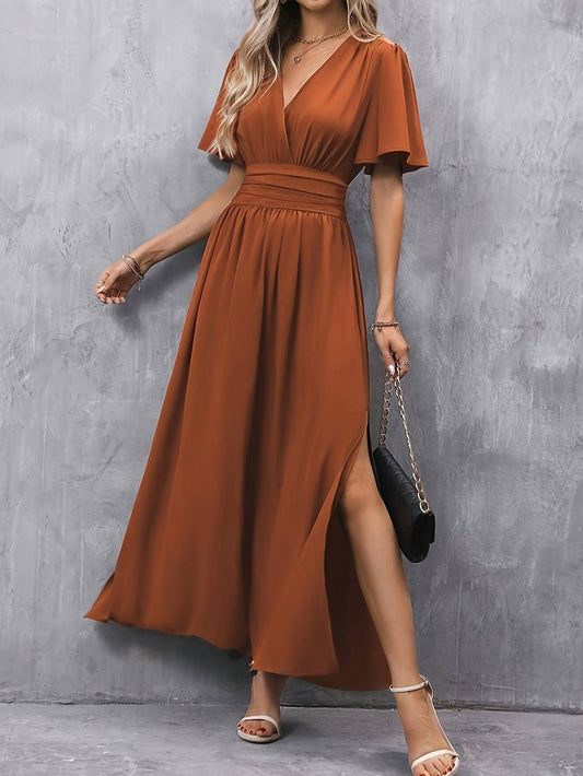 Lucie - Robe Maxi d'Été Femme Col V à Manches Papillon Taille Smockée et Fente Élégante