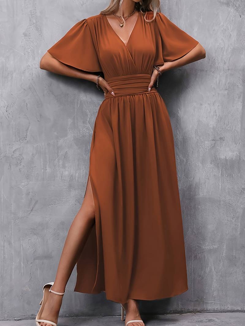 Lucie - Robe Maxi d'Été Femme Col V à Manches Papillon Taille Smockée et Fente Élégante