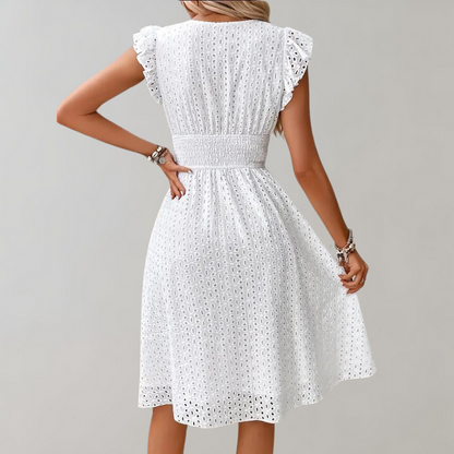 Lucie - Robe d'Été Bohème Femme à Col V avec Broderies Ajourées et Manches Volantées