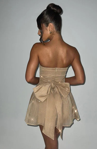 Manon - Robe Invitée Mariage Femme sans Bretelles à Jupe Évasée et Paillettes Glamour