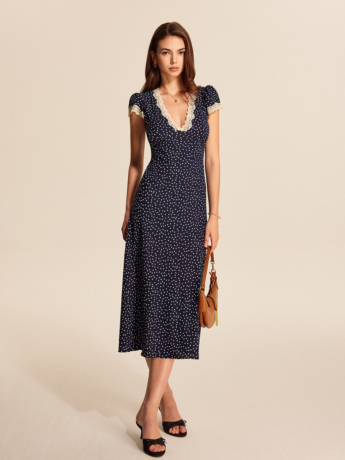 Marion - Robe Longue Romantique Femme avec Col Plongeant et Volant