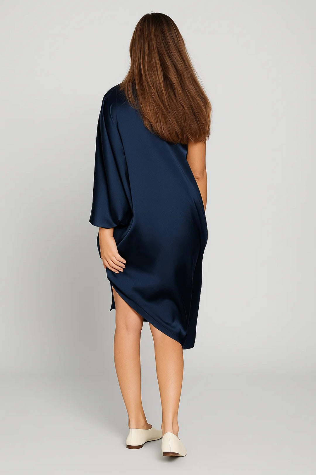 Robe Asymétrique à Une Manche | Robe de Soirée Fluide | Élégante et Moderne