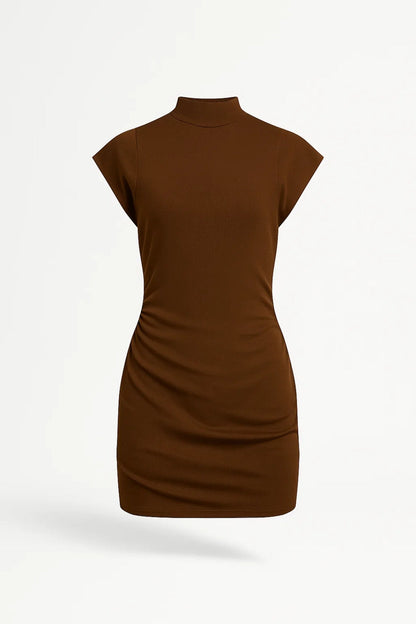 Robe Courte Ajustée à Col Montant | Manches Structurées | Look Moderne
