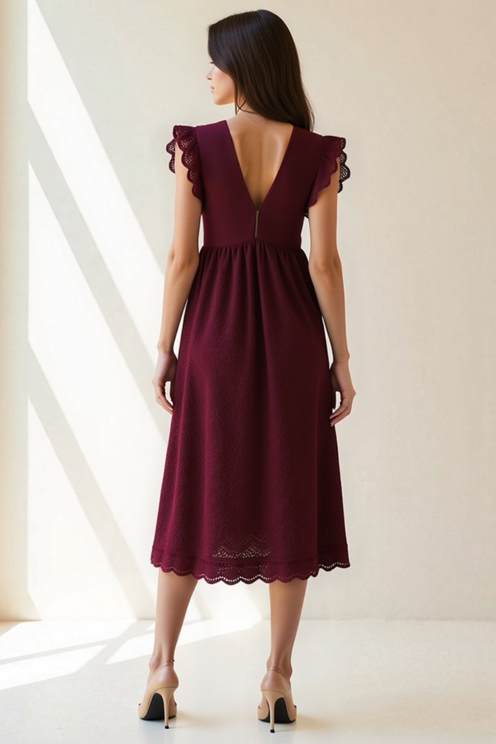 Robe Courte Femme | Coton Brodé Léger | Mancherons Volants