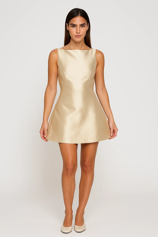 Robe Courte Satinée | Évasée | Dos Décolleté avec Noeud