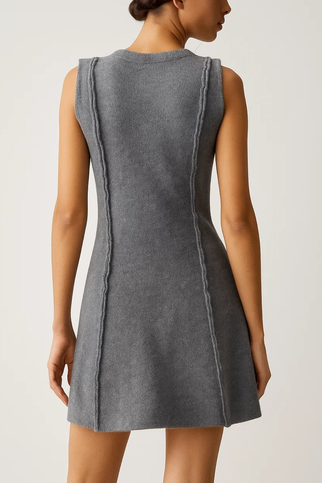 Robe Courte Zippée | Robe Sans Manches Structurée | Moderne et Confortable