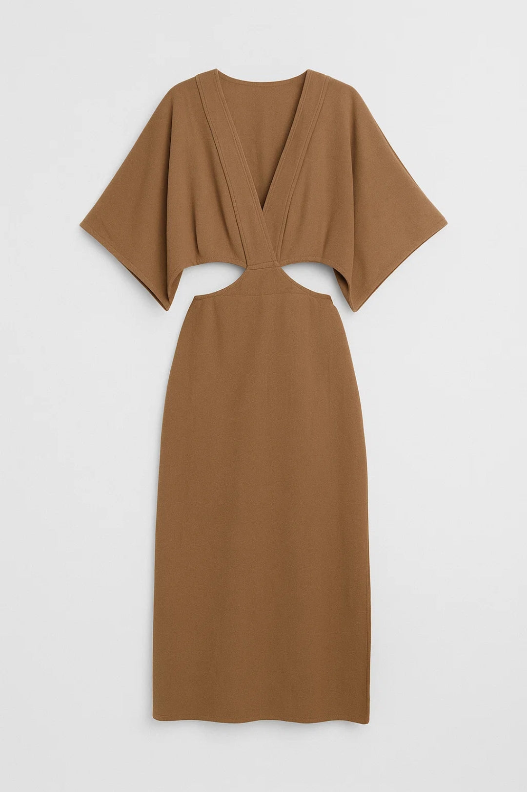 Robe Longue Découpée | Robe Élégante à Manches Amples | Moderne et Minimaliste