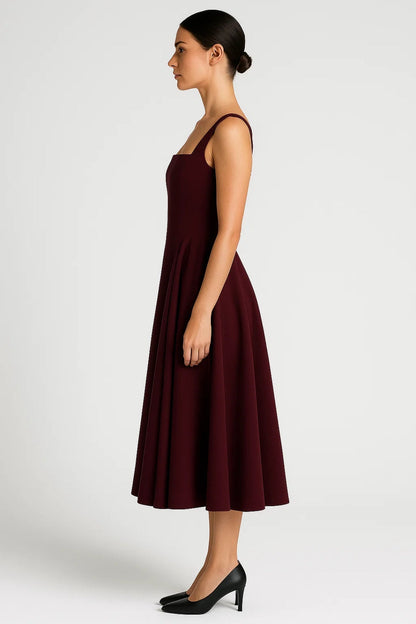 Robe Midi Structurée | Robe Évasée à Encolure Carrée | Légère et Respirante