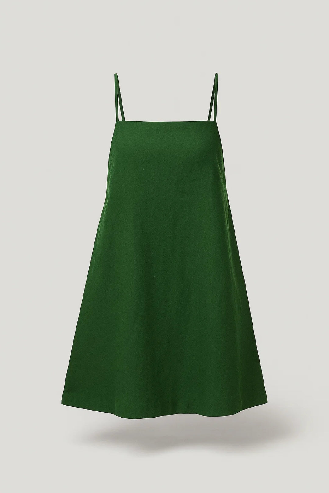 Robe courte à fines bretelles | Robe d’été minimaliste | Légère et respirante